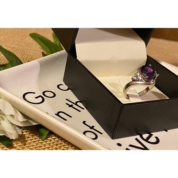 Two Beautiful Gemstone Rings - Picture 4 of 7